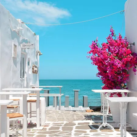 דירה Superb Naxos Triple Semi-basement Private Balcony