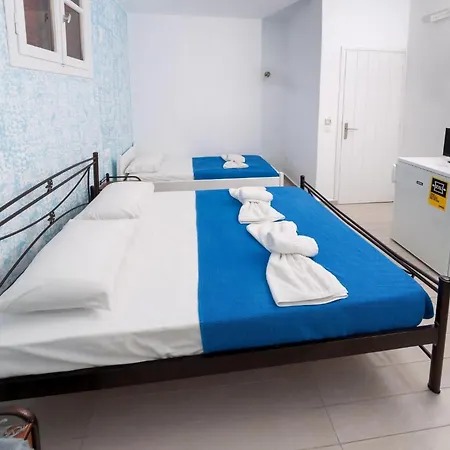 דירה Superb Naxos Triple Semi-basement Private Balcony